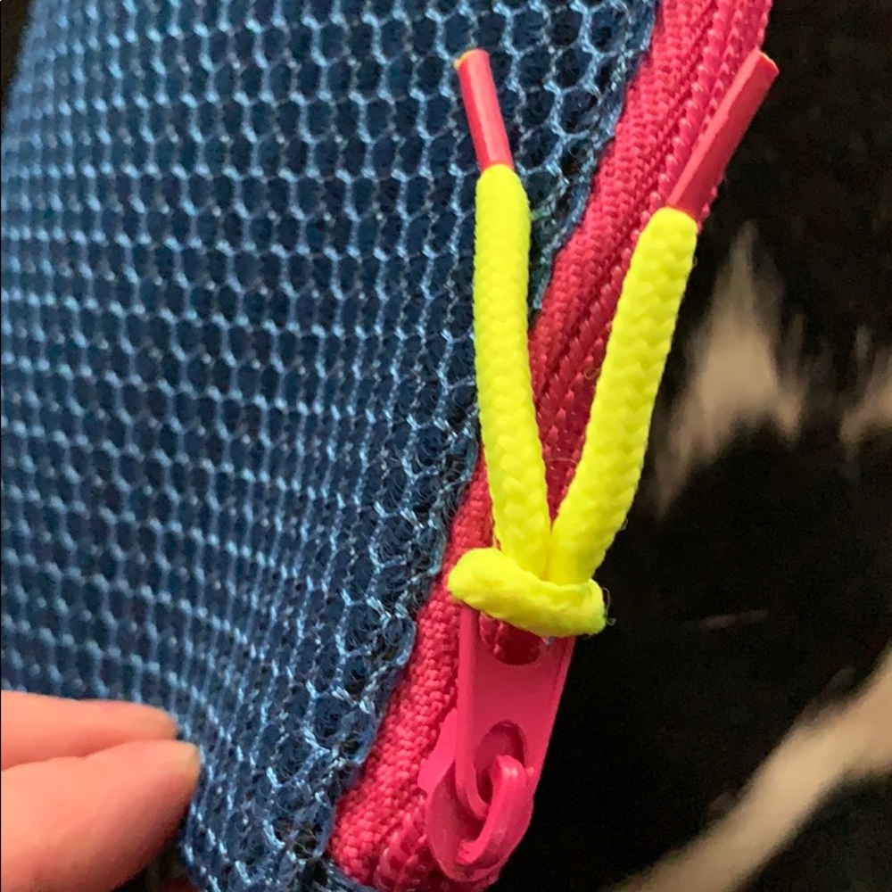 ipsy pouch - Picture 6 of 7